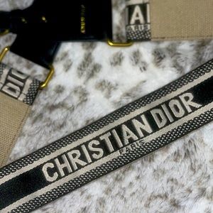 dior shoulder strap
